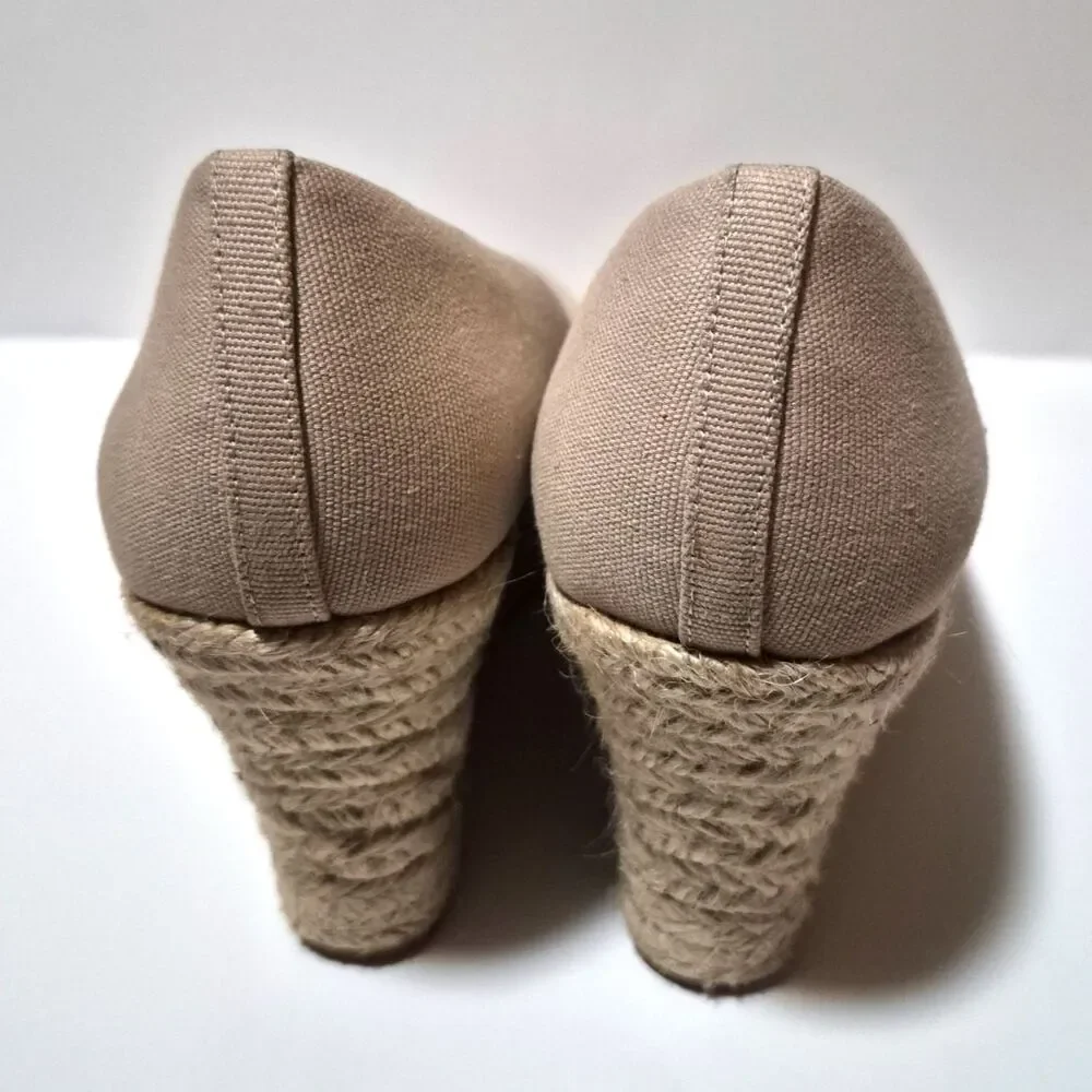 J. Crew crew beige